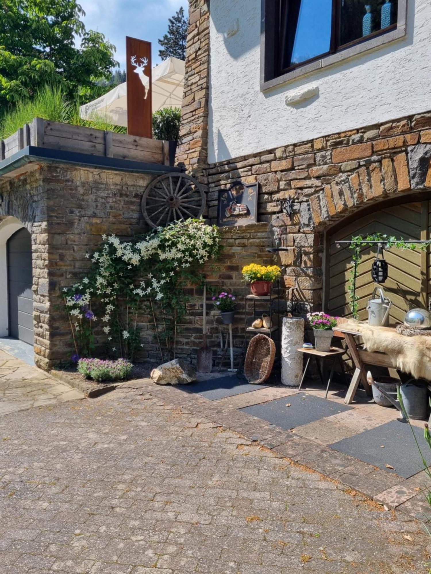 B&B Am Sahrbach Altenahr Exterior photo